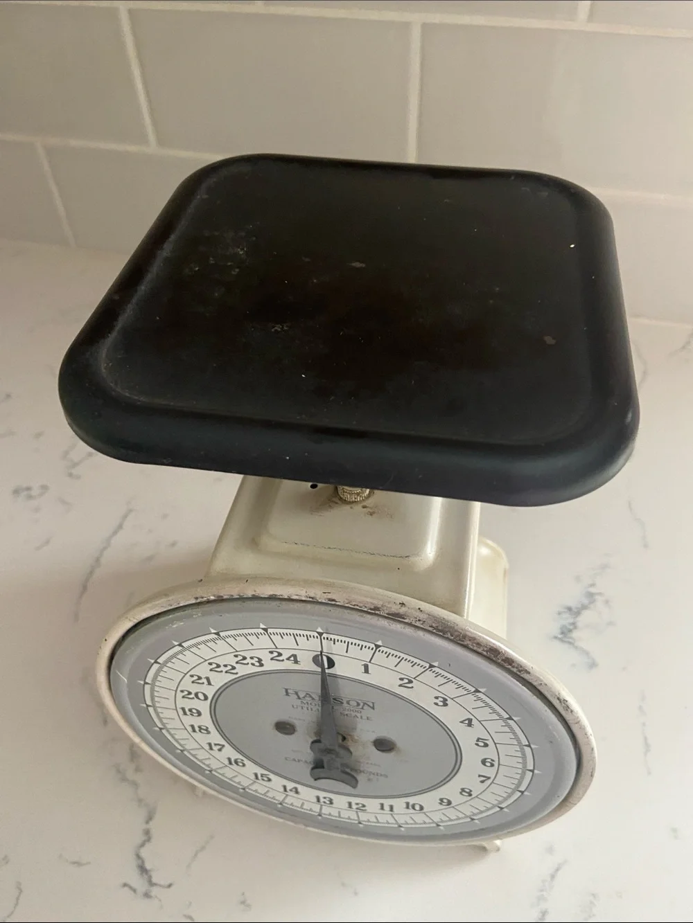Vintage Hanson Model 2000 Utility Scale 25 lb Kitchen Produce Farm Scale
